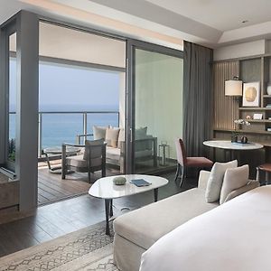 Grand Panoramic Ocean View King